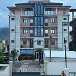 Hotel 24