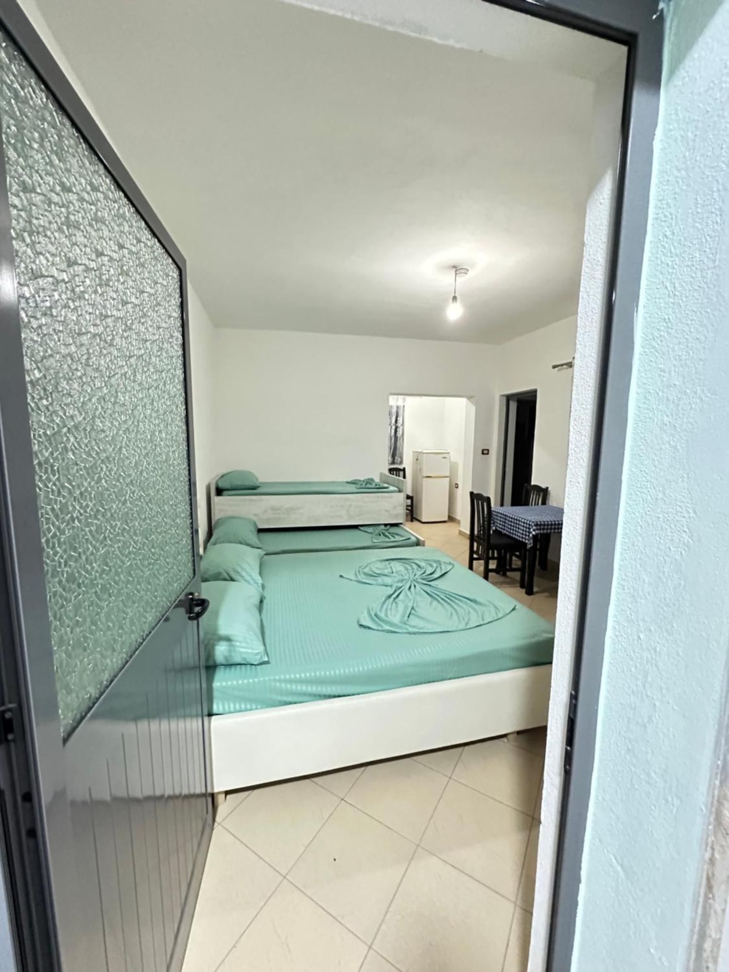 Hotel 24 Velipojë