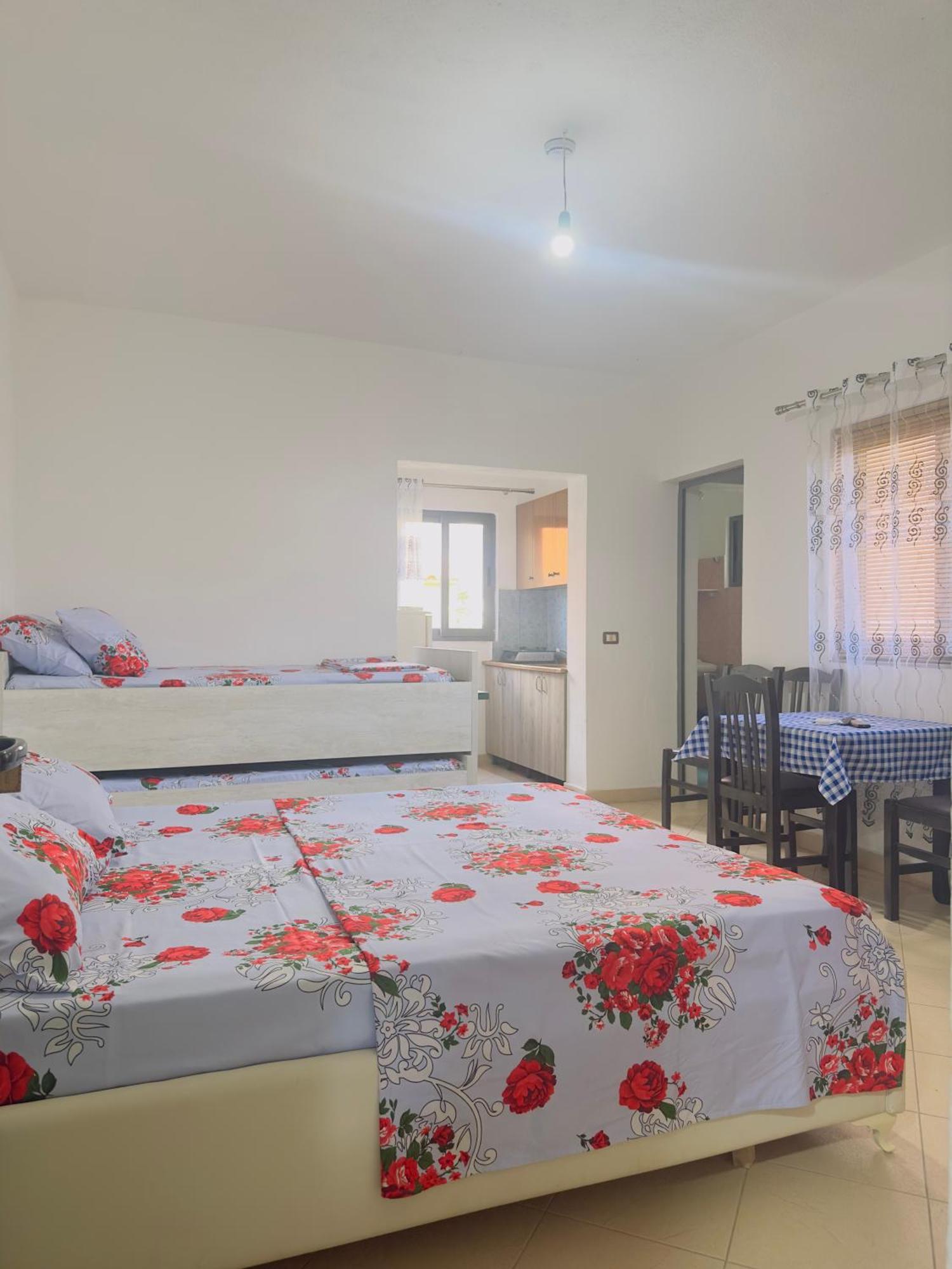 Hotel 24 Velipojë